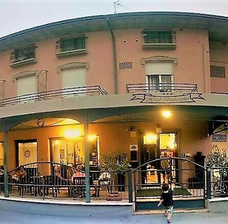 Hotel Biancospino Rimini Luaran gambar